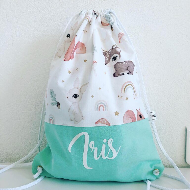 TATAKRÉA - Accessoires nounou crèche personnalisés Accessoires personnalisés pour la crèche ou chez la nounou