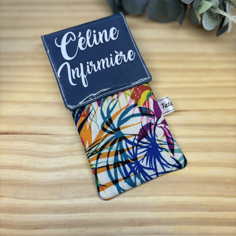 Découvrez mes pochettes personnalisées destinées aux professionnels de santé ! Pochette personnalisée pour professionnels de santé