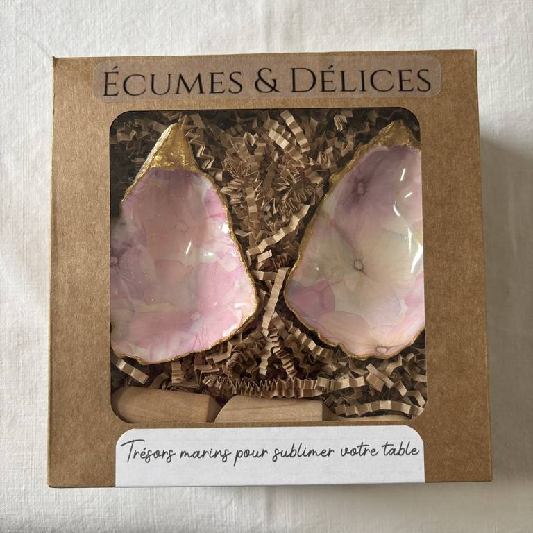 Coffret fermé - duo hortensias roses en coquilles dorées saliere-poivriere-originale-motif-6-ecumes-delices