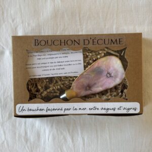 Bouchon de vin original en coquille d’huître motif hortensias dans coffret cadeau kraft.