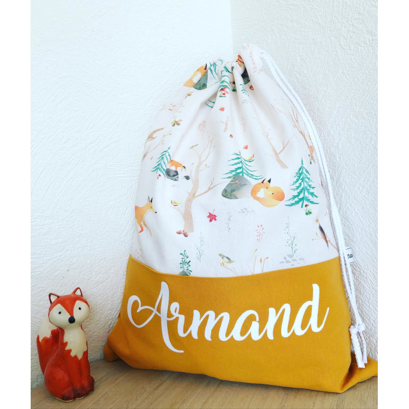 Sac personnalisé enfant avec prénom – motif forêt Sac personnalisé enfant en tissu avec prénom Armand, motif forêt
